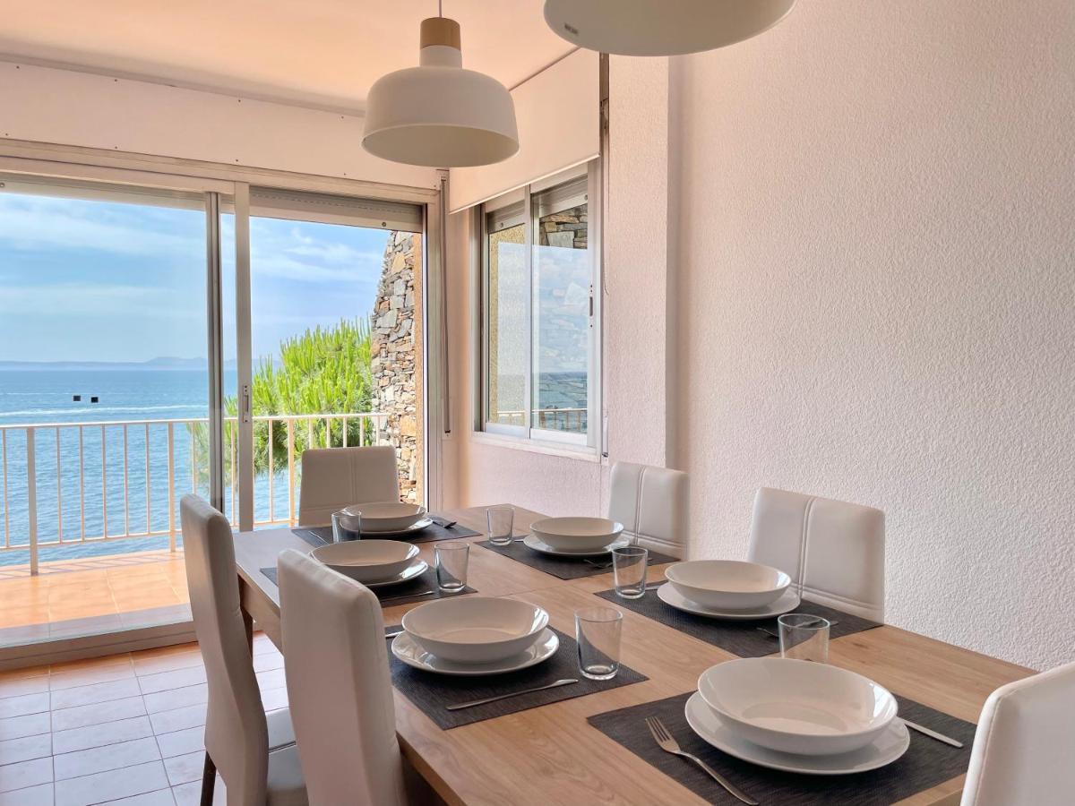 Luminoso Apartamento Frente Al Mar Con Piscina Roses Bagian luar foto