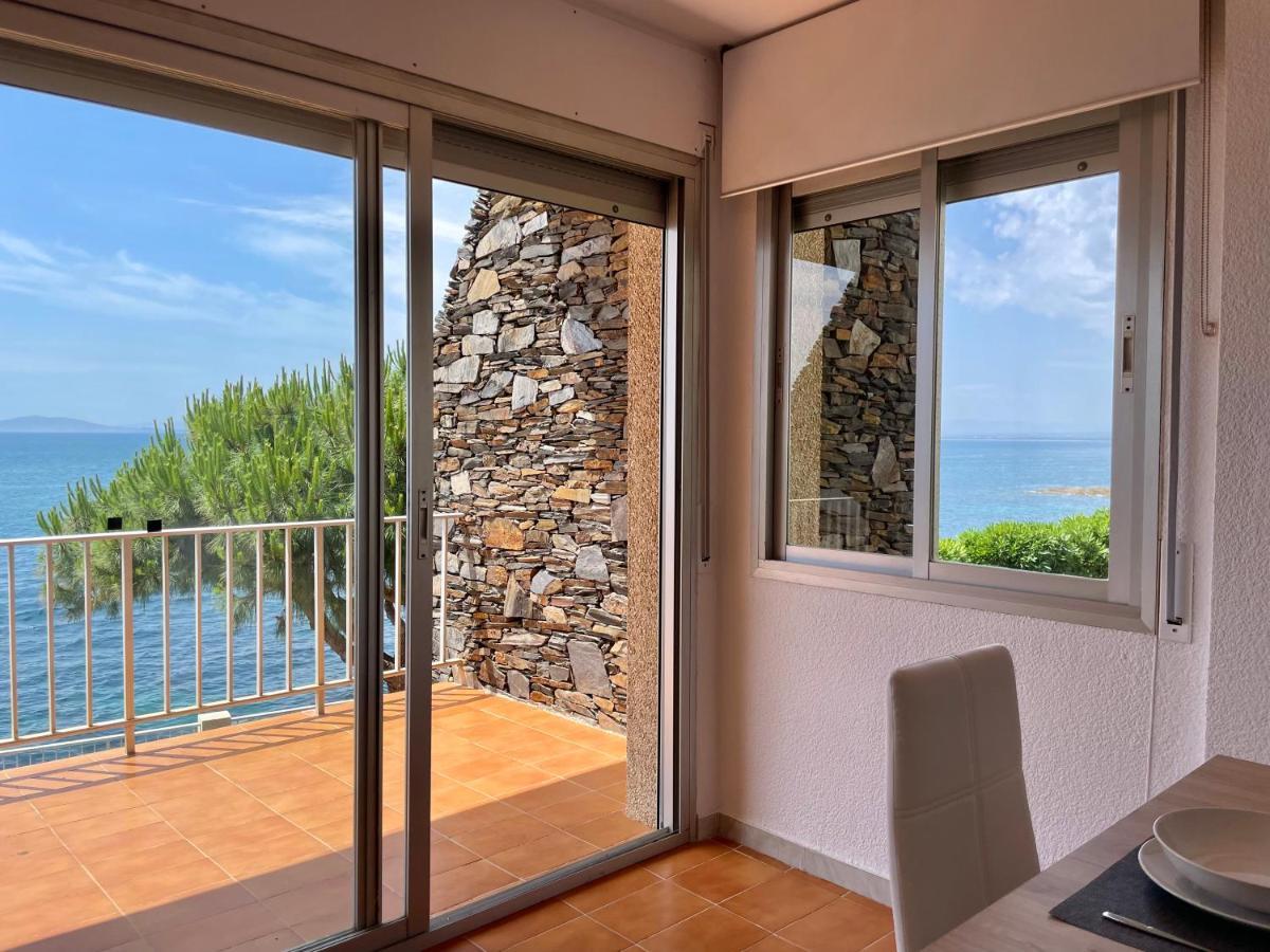 Luminoso Apartamento Frente Al Mar Con Piscina Roses Bagian luar foto