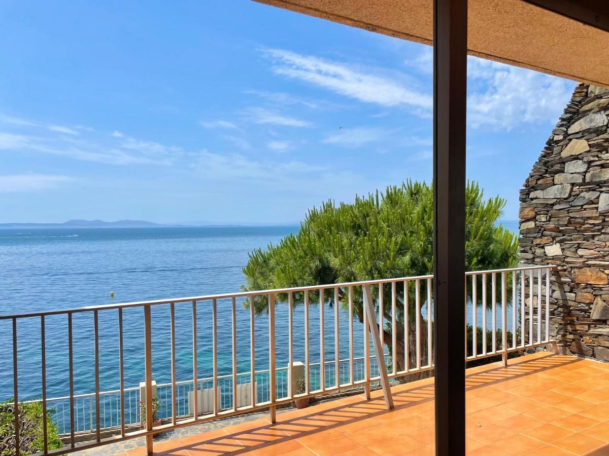 Luminoso Apartamento Frente Al Mar Con Piscina Roses Bagian luar foto